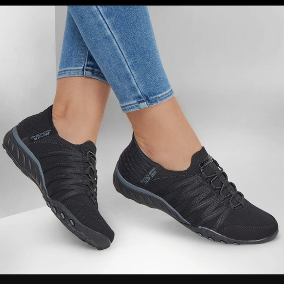 Skechers Shoes - New Skechers Shoes Slip-ins Relaxed Fit Breathe Easy Roll With Me Black 7.5